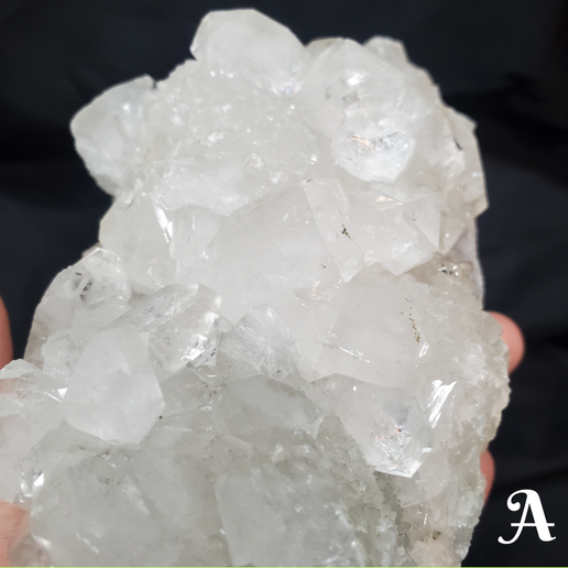 Big Quartz Clusters